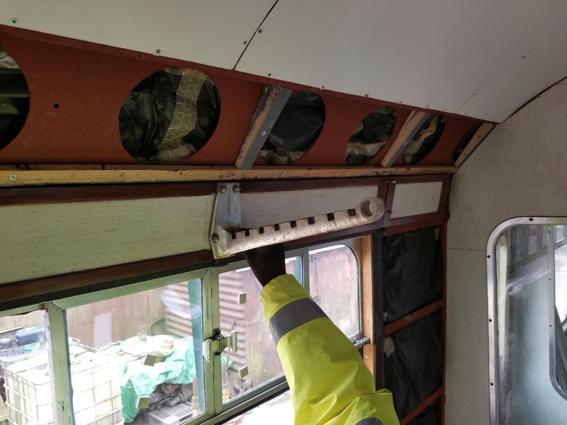 Class 100: Trial fit of a luggage rack bracket